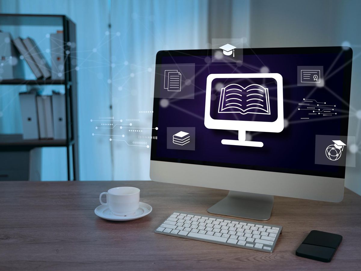 Jak nowoczesne platformy edukacyjne wspierają rozwój kompetencji cyfrowych uczniów